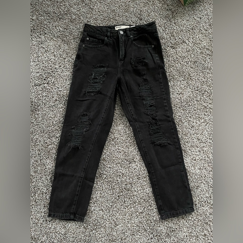 Ripped Mom Jeans